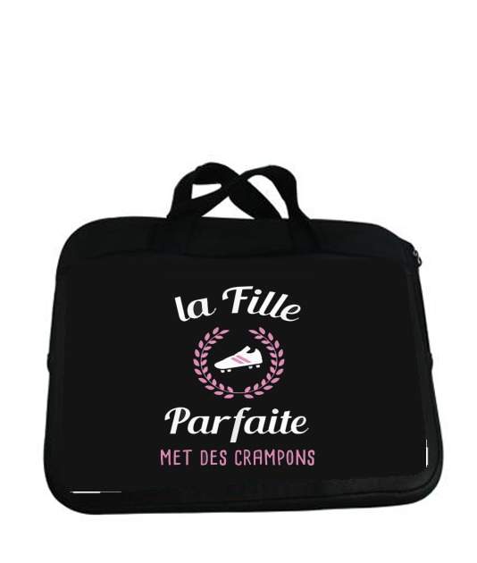 Housse pour tablette avec poignet pour La fille parfaite met des crampons Footballeuse